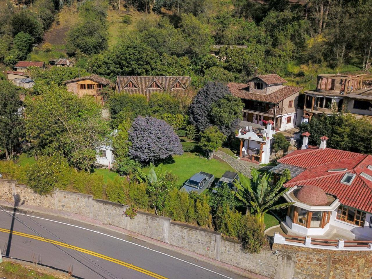 Hostal Mama Hilda Chugchilán Εξωτερικό φωτογραφία